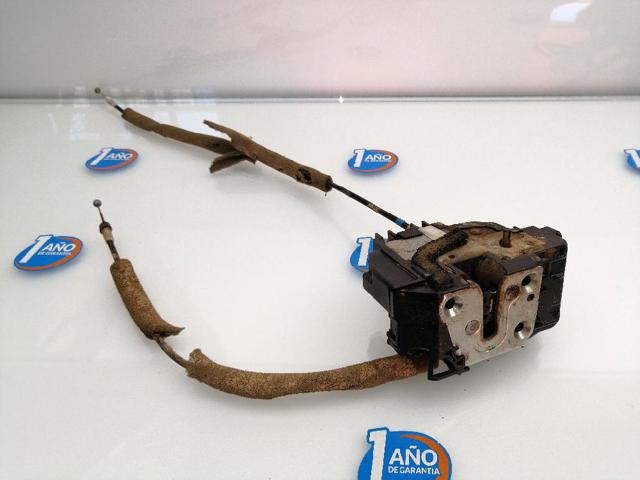 Zamek drzwi tylnych lewych 82501EB305 NISSAN