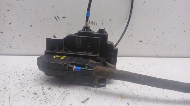 Zamek drzwi tylnych lewych 82501EB305 NISSAN
