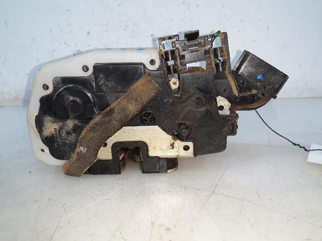 Zamek drzwi tylnych lewych Nissan X-Trail T31