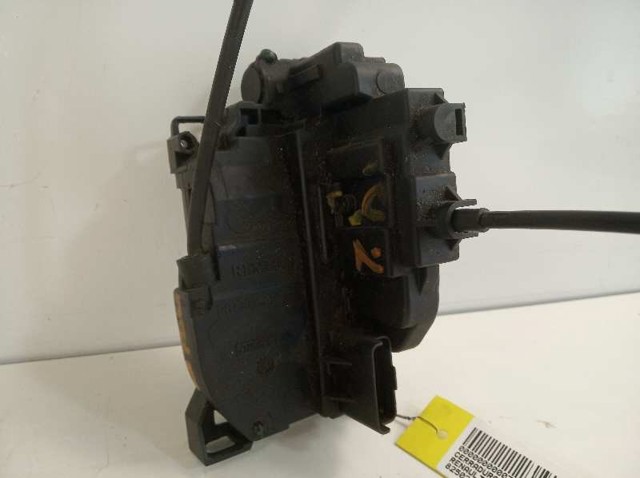 Zamek drzwi tylnych prawych 825020002R RENAULT