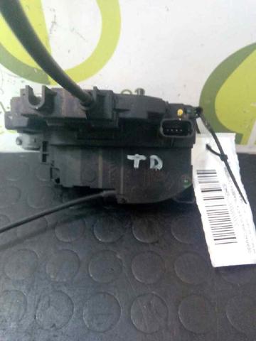 Zamek drzwi tylnych prawych 825020002R RENAULT