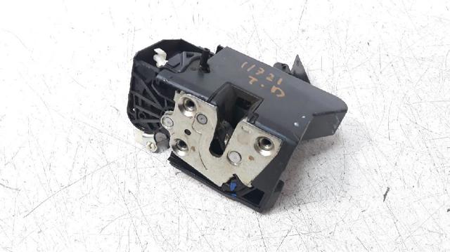 Zamek drzwi tylnych prawych 825022281R RENAULT