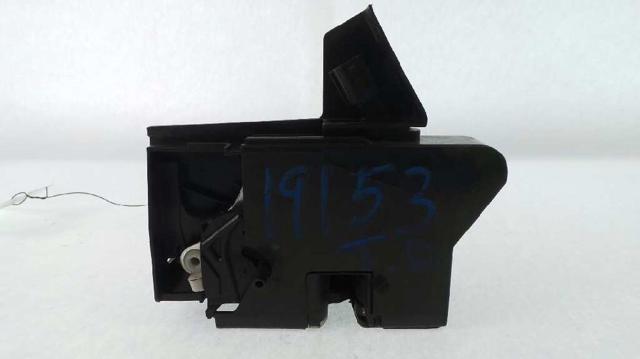 Zamek drzwi tylnych prawych 825022281R RENAULT