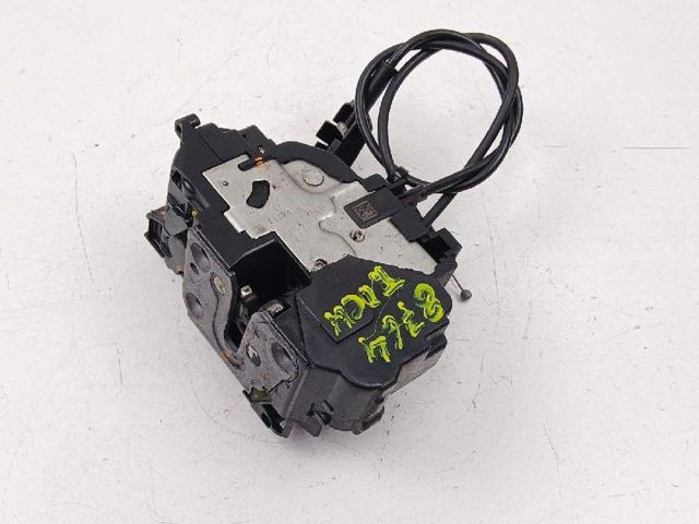 Zamek drzwi tylnych prawych 825028873R RENAULT
