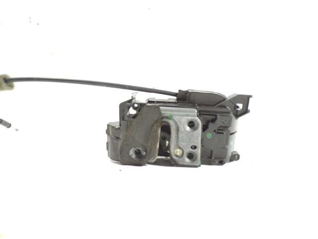 Zamek drzwi tylnych prawych 825028873R RENAULT