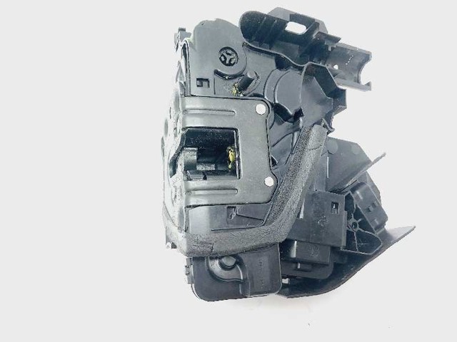 Zamek drzwi tylnych prawych 825028903R RENAULT