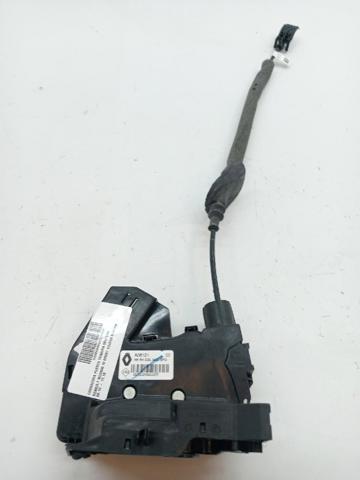 Zamek drzwi tylnych prawych 825028903R RENAULT