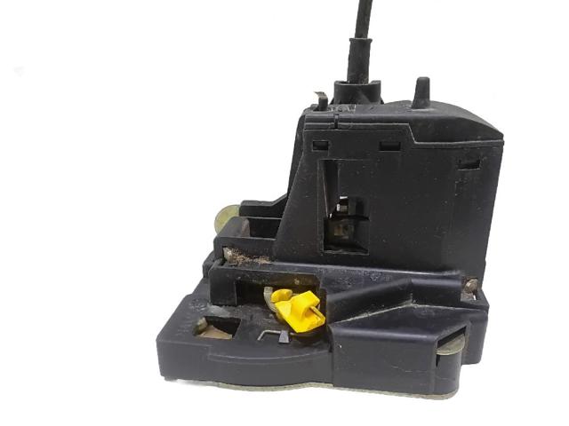 Zamek drzwi tylnych lewych 825030032R RENAULT