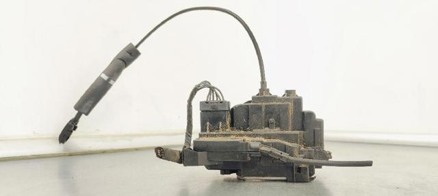 Zamek drzwi tylnych lewych 825030032R RENAULT