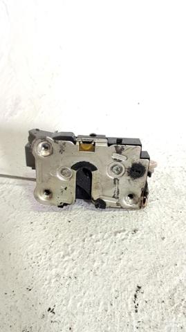 Zamek drzwi tylnych lewych 825032860R RENAULT
