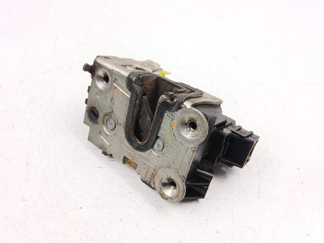Zamek drzwi tylnych lewych 825032860R RENAULT