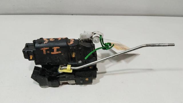 Zamek drzwi tylnych lewych 825032860R RENAULT