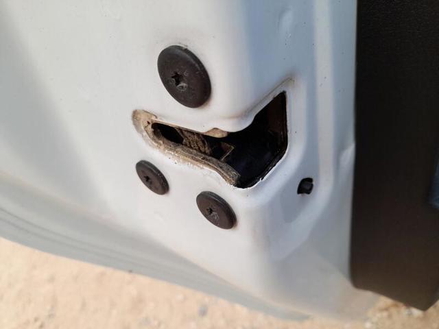 Zamek drzwi tylnych lewych 825033585R RENAULT