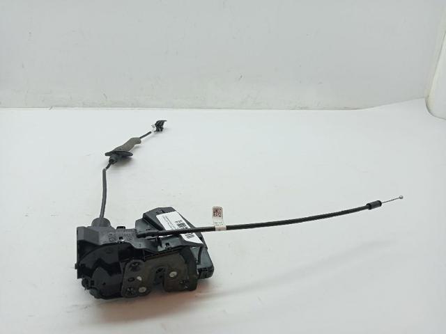 Zamek drzwi tylnych lewych 825039922R RENAULT