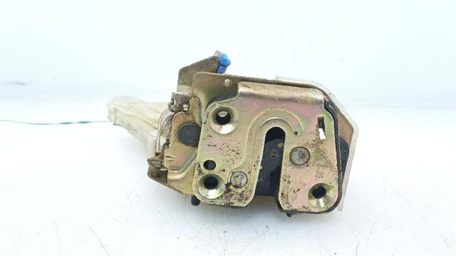 Zamek drzwi tylnych lewych 82503AA210 NISSAN