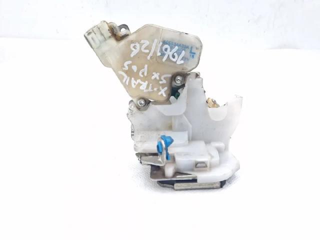 Zamek drzwi tylnych lewych 82503AA21A NISSAN