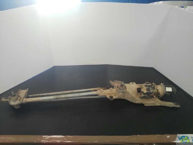 Silniczek wycieraczki szyby przedniej Mitsubishi Pajero KH