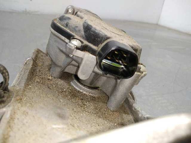 Silniczek wycieraczki szyby przedniej Mitsubishi Pajero KH