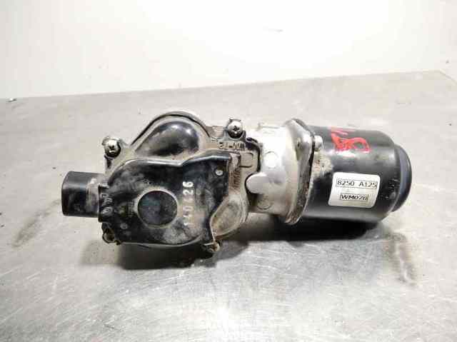 Silniczek wycieraczki szyby przedniej Mitsubishi Pajero KH