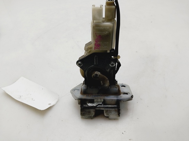 Zamek klapy Suzuki Swift