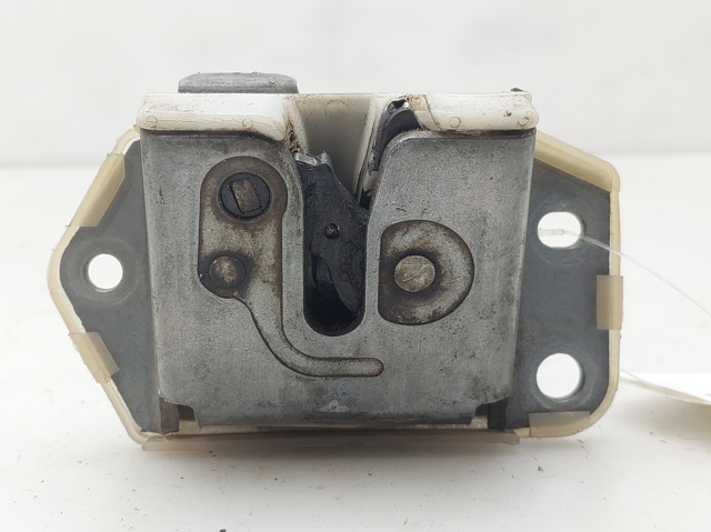 Zamek klapy bagażnika (3/5 drzwi tylnych) 8251063J00000 SUZUKI