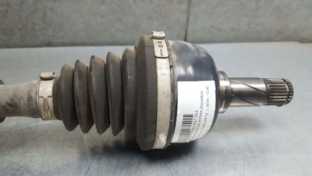 Półoś napędowa przednia lewa 8251529 VOLVO