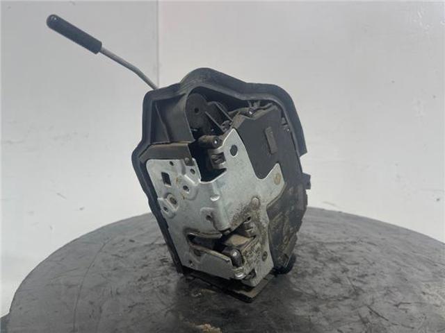 Zamek drzwi przednich lewych 8253431 BMW