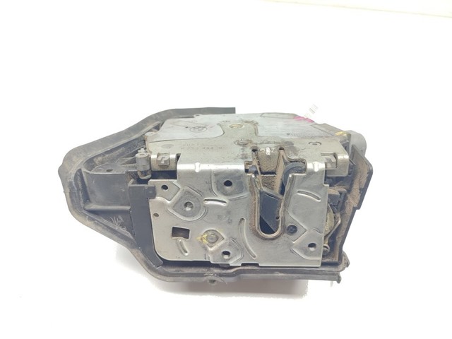 Zamek drzwi przednich lewych 82534310 BMW
