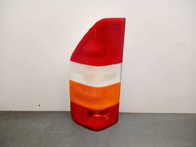 Lampa zespolona tylna lewa 8260756 MERCEDES