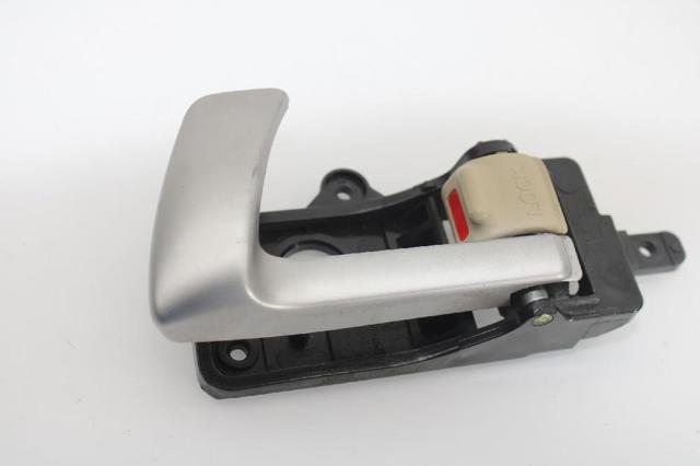 82613CM000 Hyundai/Kia