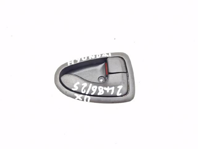 Klamka drzwi prawych przednia/tylna wewnętrzna 8262025000YN HYUNDAI