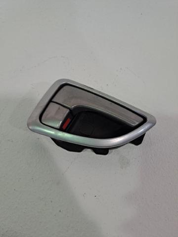 Klamka drzwi przednich wewnętrzna prawa 826202S020SAS HYUNDAI