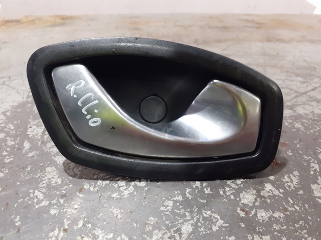826720001R Renault (RVI)