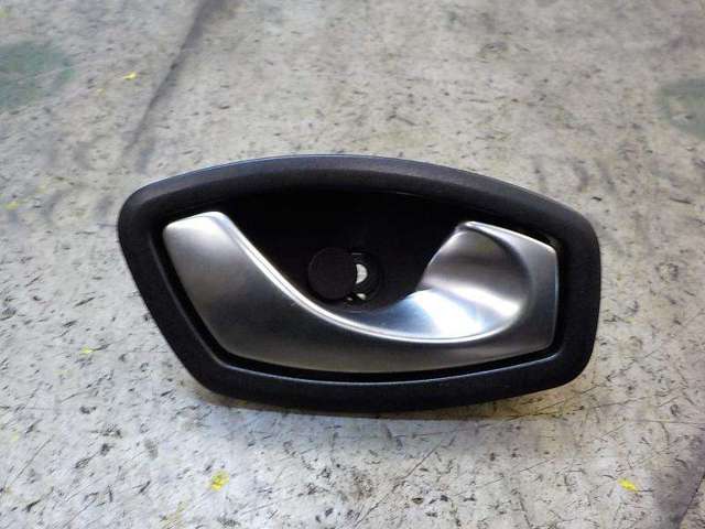 826724399R Renault (RVI)