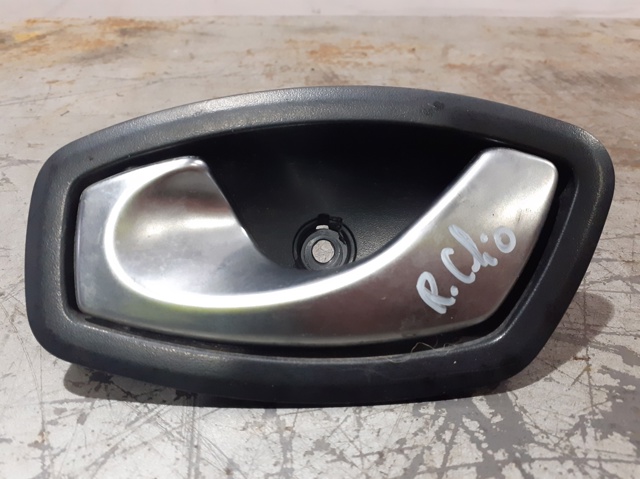 826730001R Renault (RVI)
