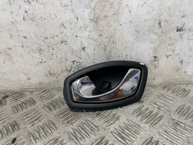 826730001R Renault (RVI)