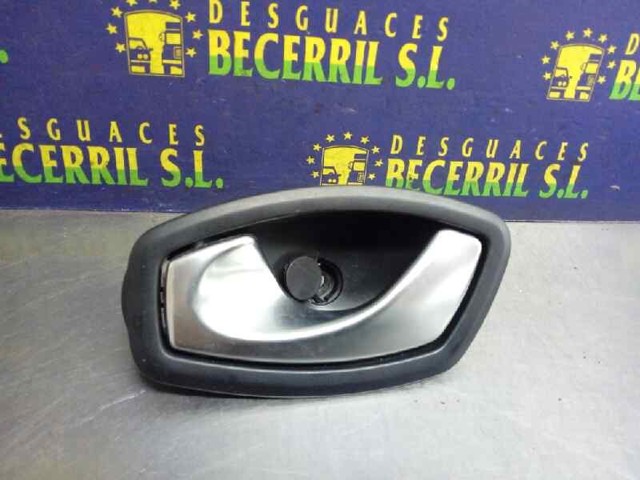 826730001R Renault (RVI)