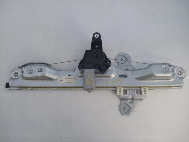 Mechanizm podnoszenia szyby drzwi tylnych lewych 827014EA0A NISSAN