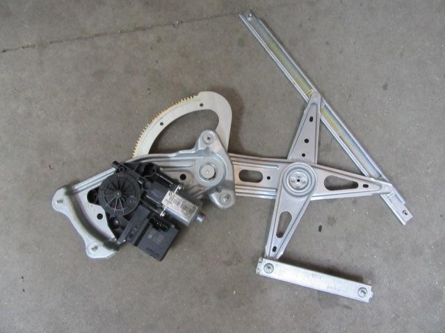 827200006R Renault (RVI)