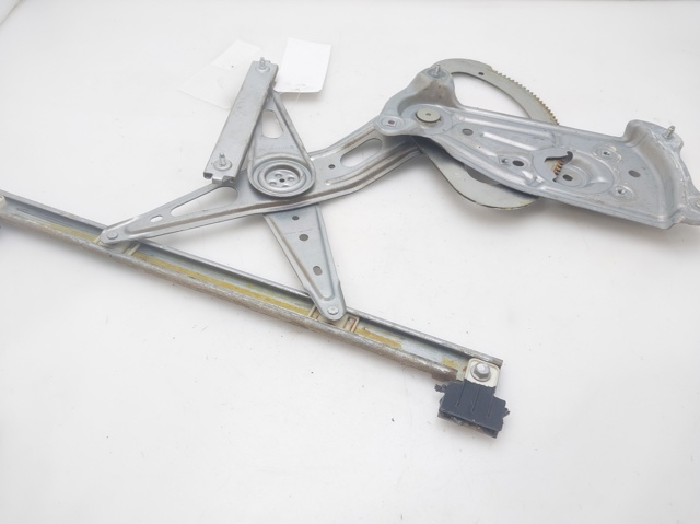 827200006R Renault (RVI)
