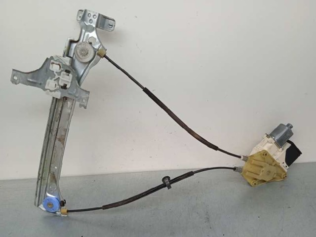 827200008R Renault (RVI)
