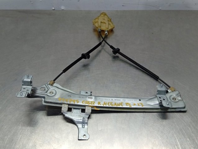 827210003R Renault (RVI)