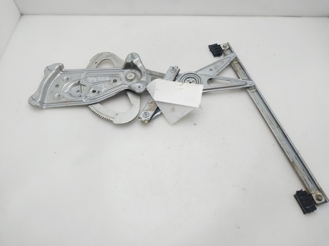 827210006R Renault (RVI)