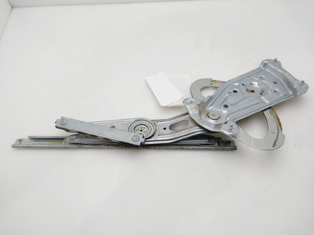 827210006R Renault (RVI)