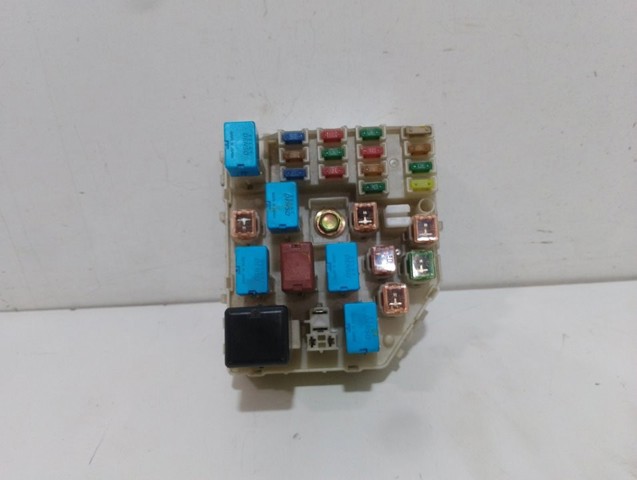 8272142040 Toyota