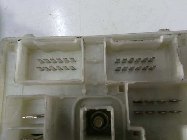 8272142040 Toyota