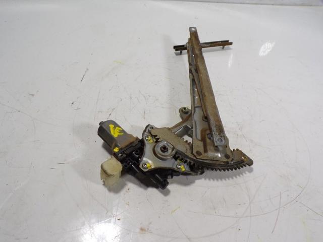 Mechanizm podnoszenia szyby drzwi przednich lewych 827214CA0A NISSAN