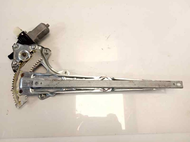 Mechanizm podnoszenia szyby drzwi przednich lewych 827214CA0A NISSAN