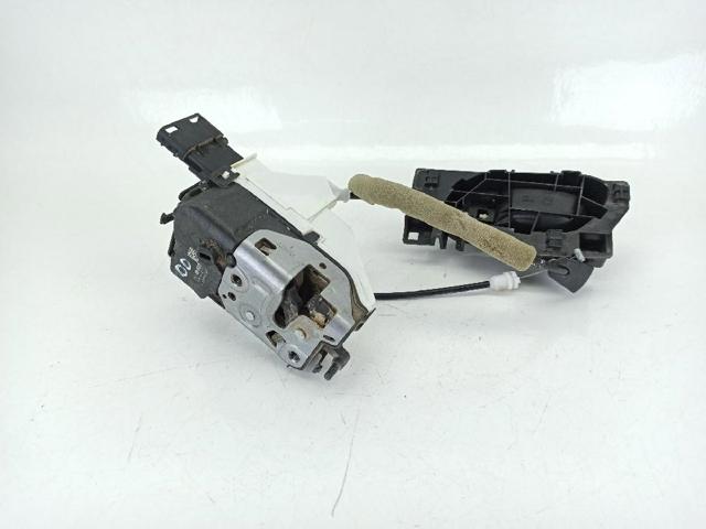 Zamek drzwi przednich prawych 828405 PEUGEOT