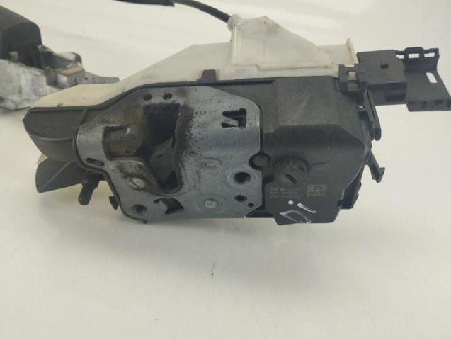 Zamek drzwi przednich lewych 828406 PEUGEOT